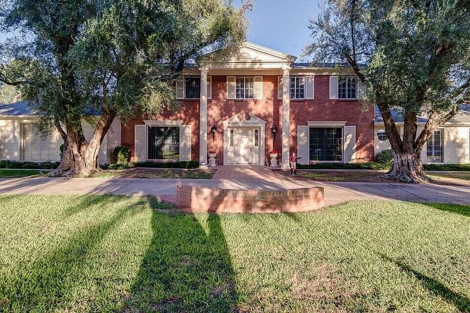 1st image of 4211 N 66TH Street