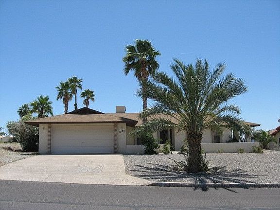 3rd image of 2388 Daytona Ave