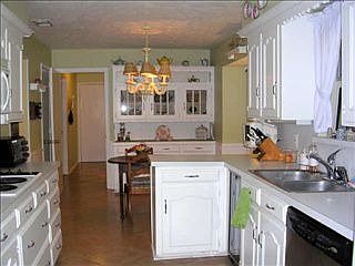 5th image of 9123 Coral Cove Dr