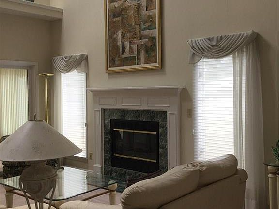 4th image of 6889 Nickis Ln APT 28D