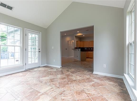 5th image of 6305 Stoney Valley Ct