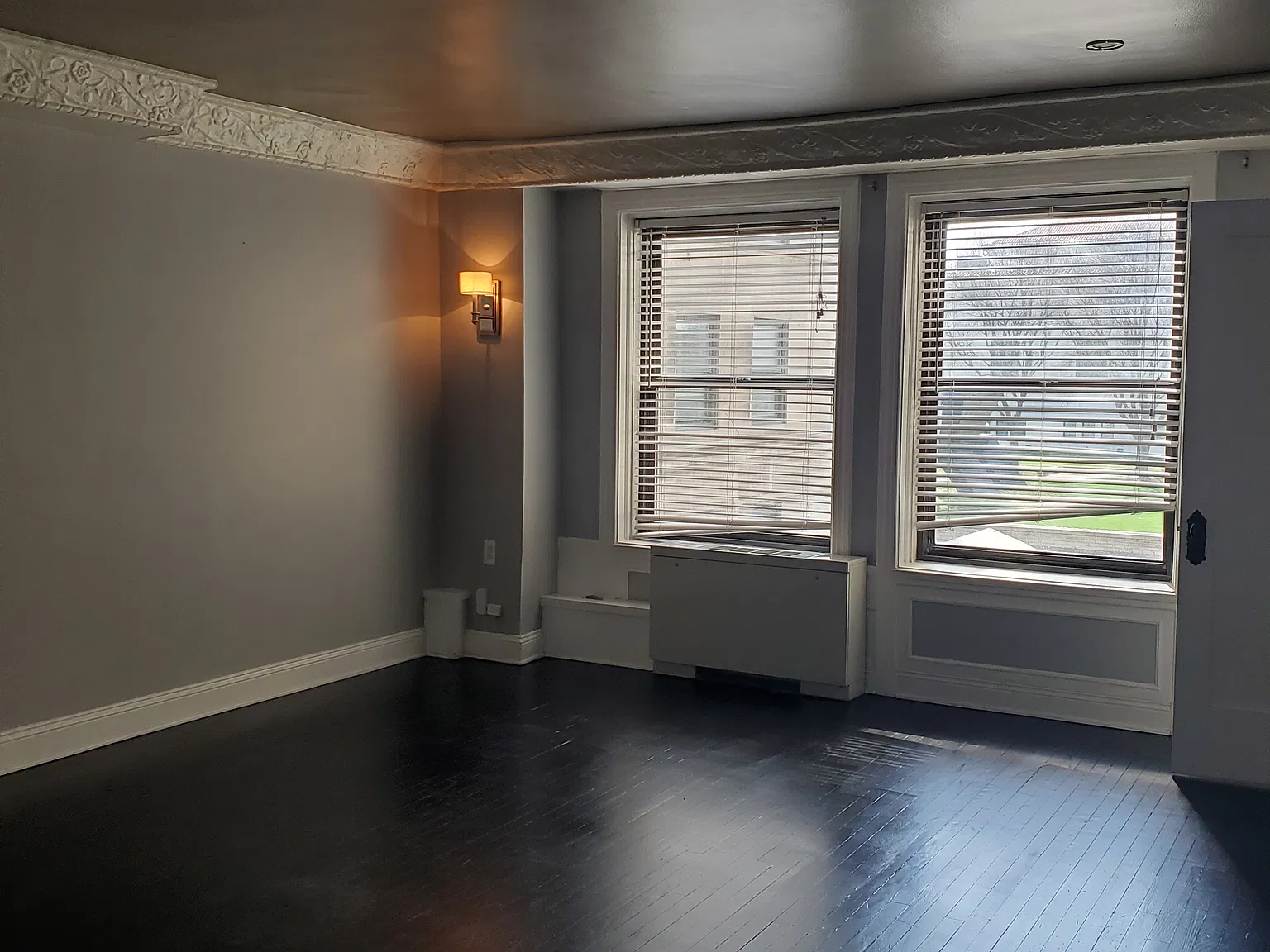 1 bed, 900 sqft, $1,875 — Photo 2
