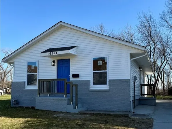 16224 Kollin Ave, Cleveland, OH 44128