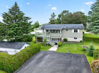 450 Charles St N, Gananoque, ON K7G 1V7