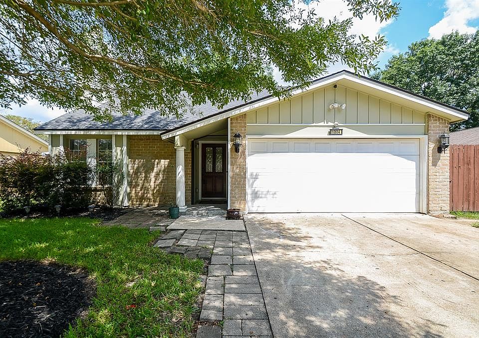 1st image of 10614 Heather Hill Dr