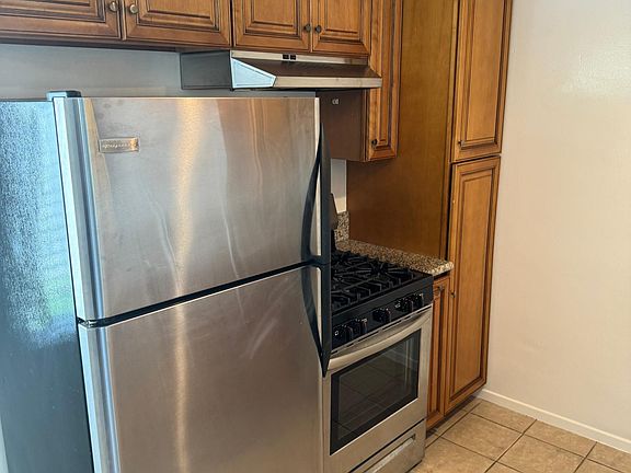 5th image of 1257 12th St #4-D