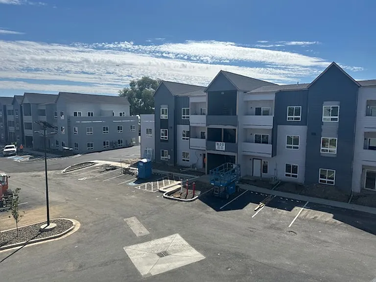 Modern Heights Apartments — Photo 3