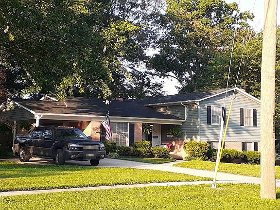 3rd image of 14219 Woodcrest Dr