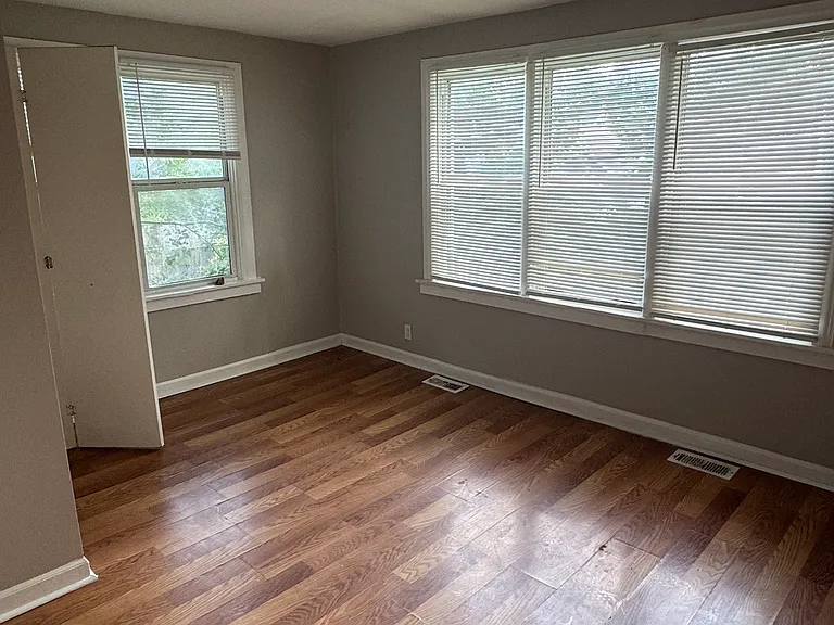 6128 Otto Ave — Photo 3