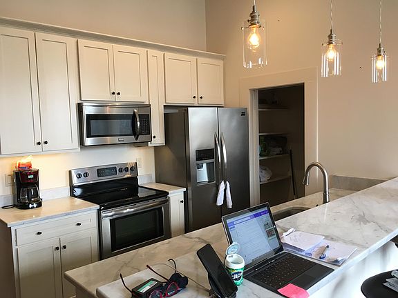5th image of 504 Dumaine St #202