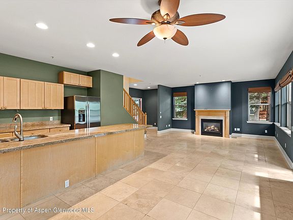 2nd image of 610 Evans Ct
