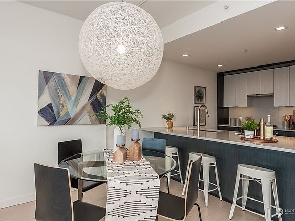 4th image of 590 1st Avenue S #607