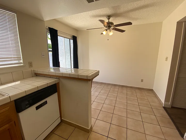 2600 Brookside Dr #23 — Photo 9