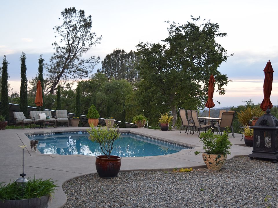 2nd image of 46870 Sunshine Terrace Dr