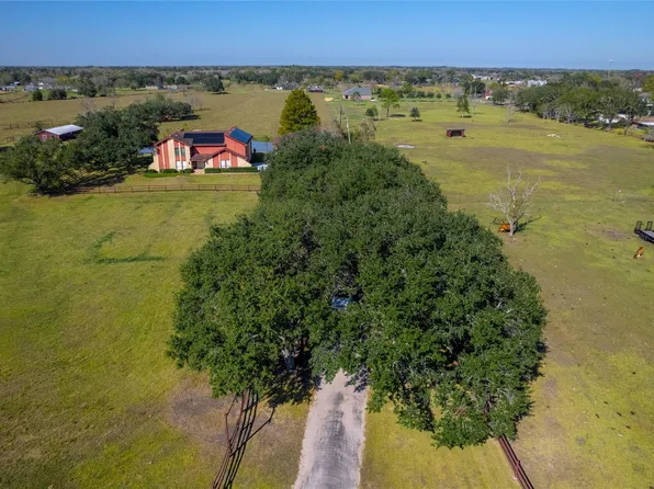 3600 West South, Alvin, TX 77511