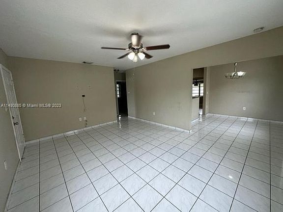 5th image of 1530 NW 29th Ave
