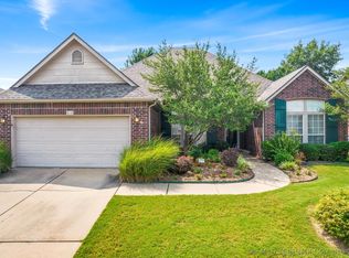 816 N Willow Ave, Broken Arrow, OK 74012