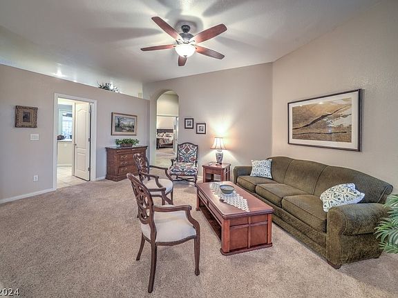 5th image of 2710 Woodflower Ave