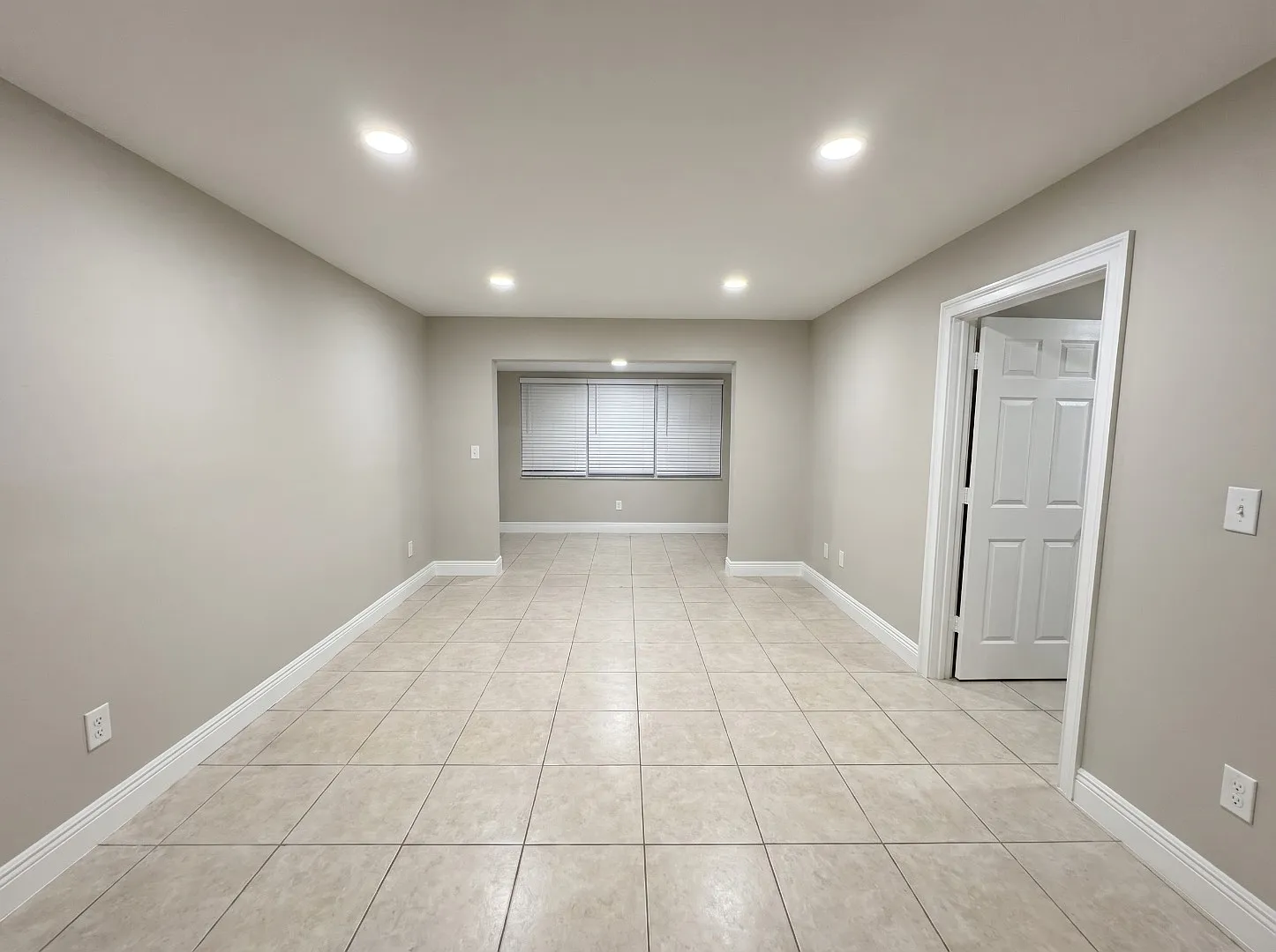 500 NE 135th St - A — Photo 1