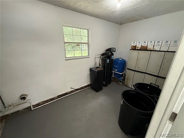 655 S Marlene Point #A — Photo 18