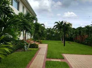 1043 94th St #9A, Bay Harbor Islands, FL 33154