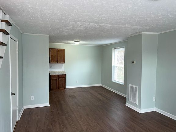 2nd image of 2321 Idle Hour Rd #13
