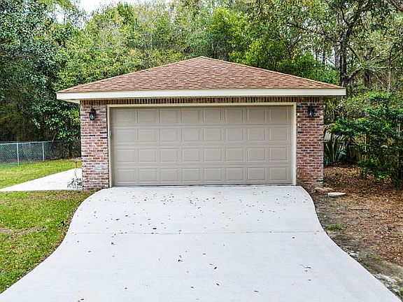 Second garage/ workshop