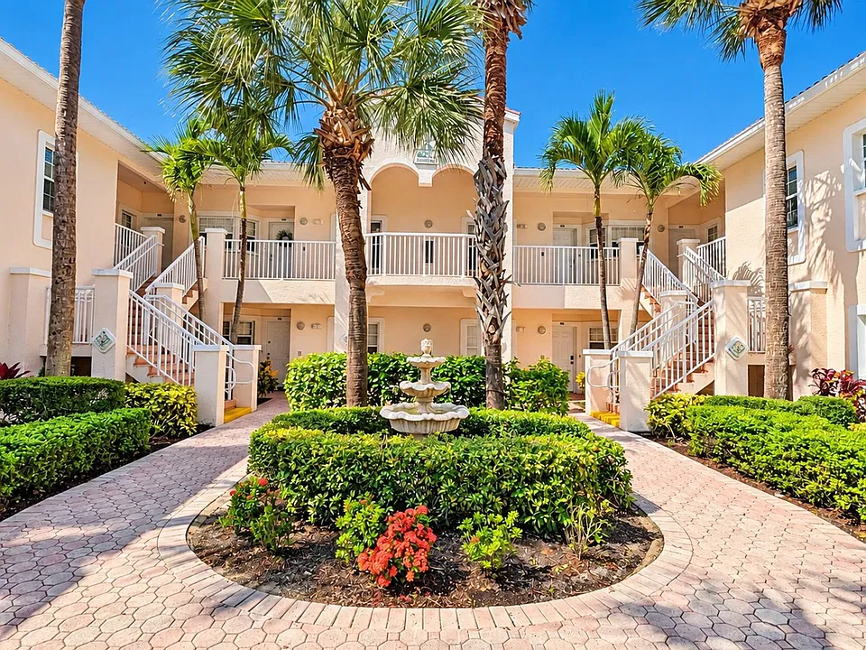 4252 Central Sarasota Pkwy #412