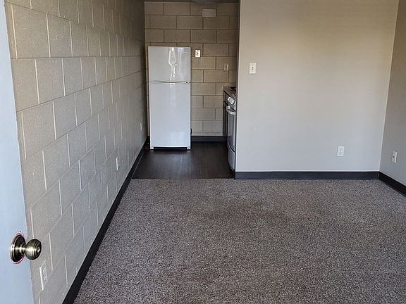 3rd image of 120 8th St N APT 205