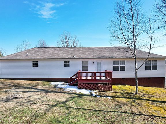 4th image of 208 Chetola Dr NE