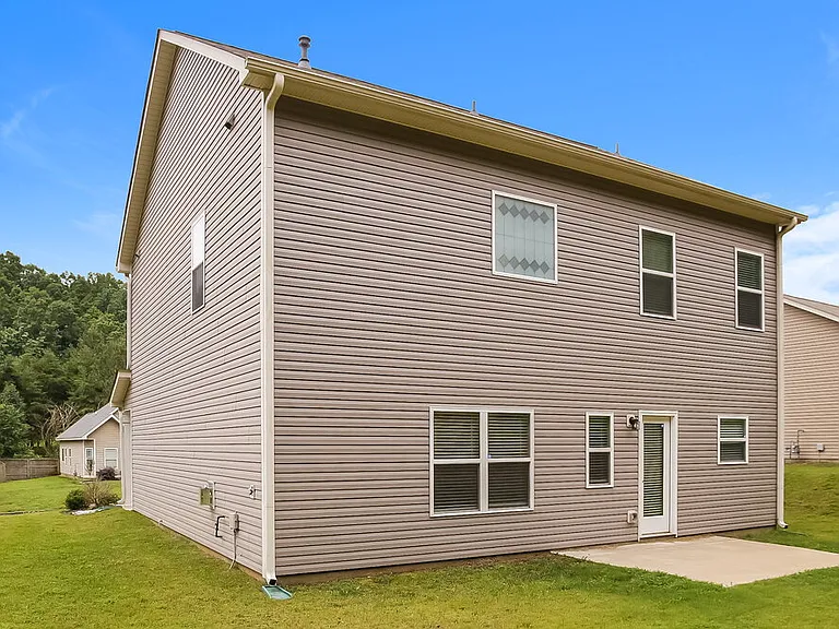 214 Arbor Dr — Photo 17