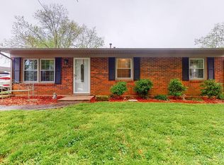 6440 Circle Dr, Utica, KY 42376