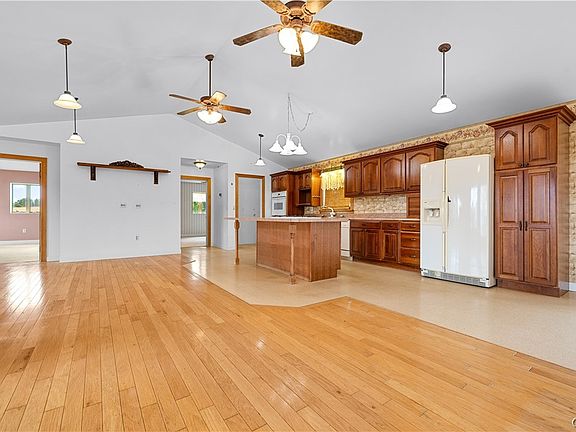5th image of 7366 Pryor Rd