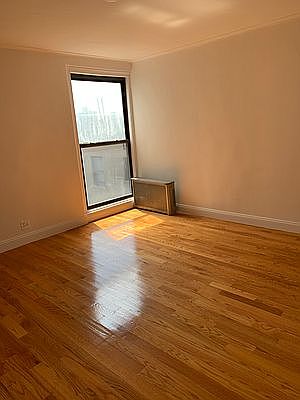 4th image of 808 W End Ave #15E