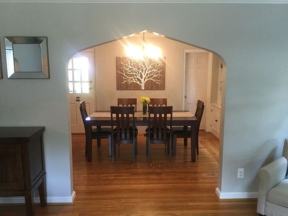 5th image of 1043 Rose Cir