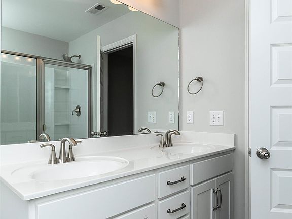 5th image of 2602 Banbury Dr #22