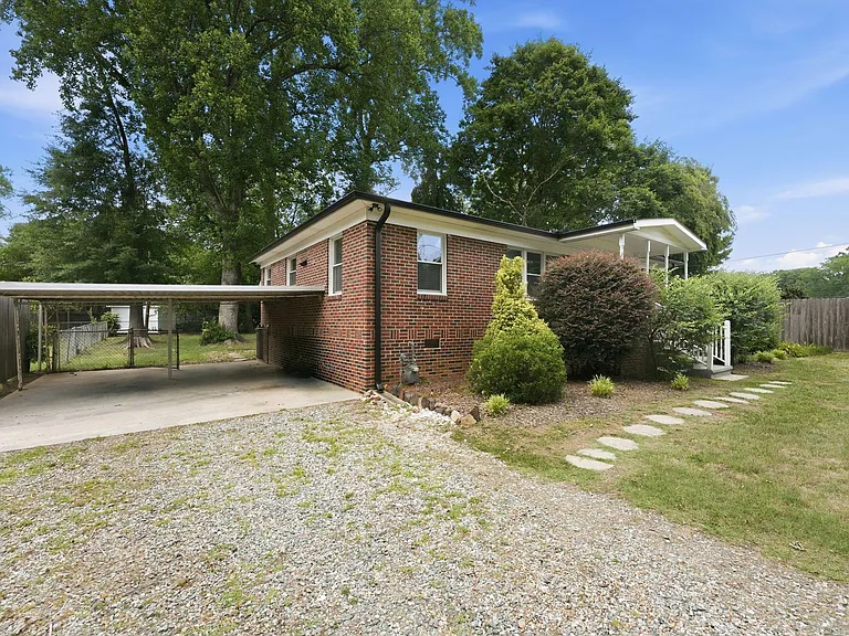 1515 Woodland Ave — Photo 22