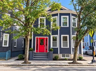 216 Prospect St #1, Cambridge, MA 02139