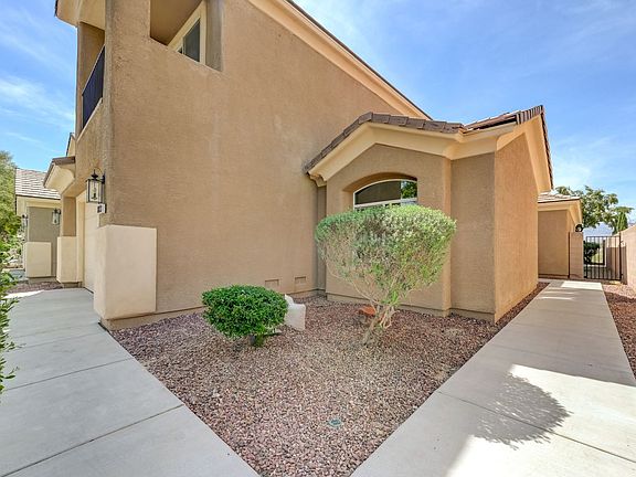 4th image of 8833 Sherwood Park Dr