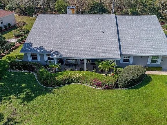 3rd image of 8 Speceberry Cir