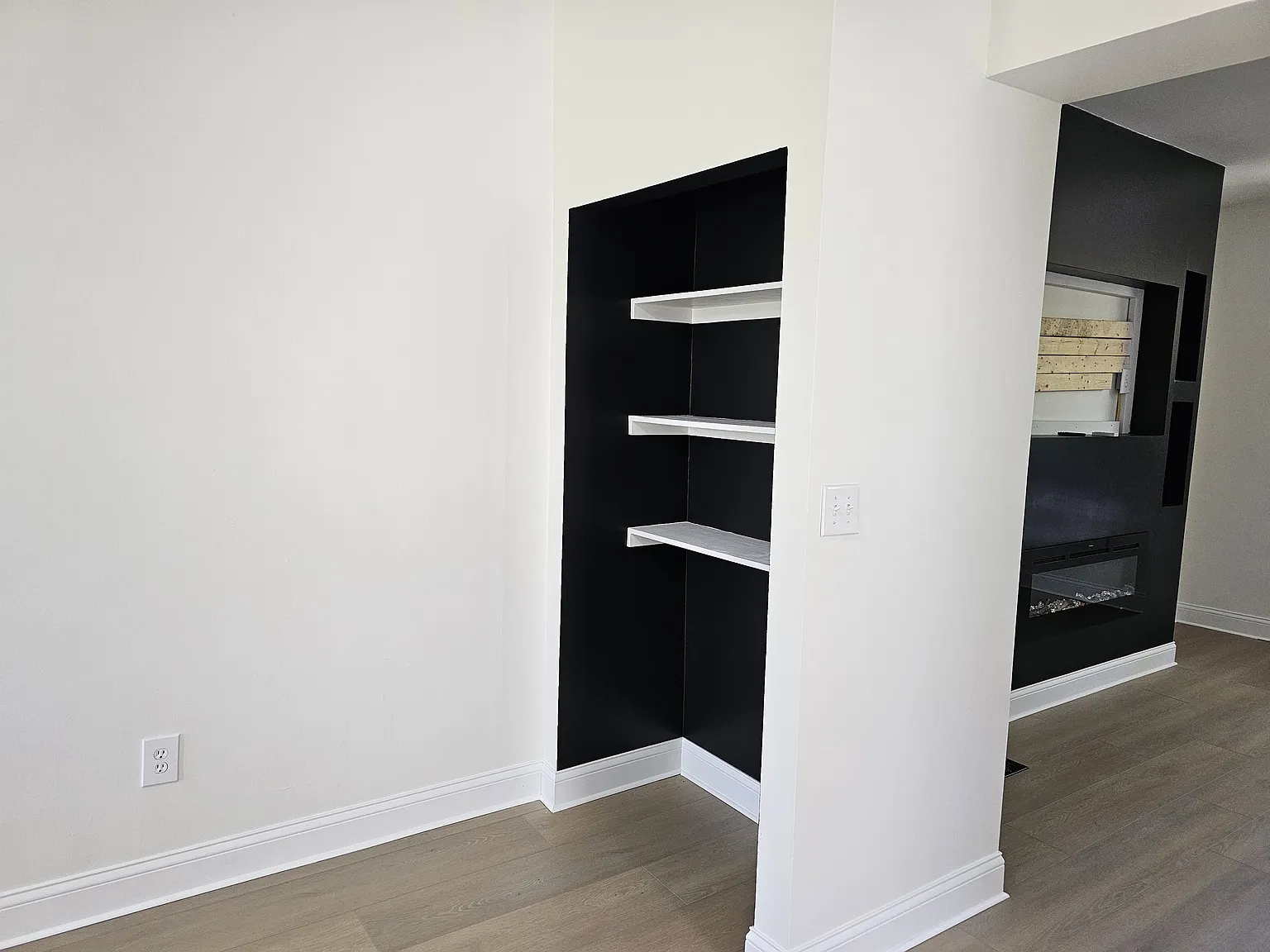 263 N Monroe Ave — Photo 4