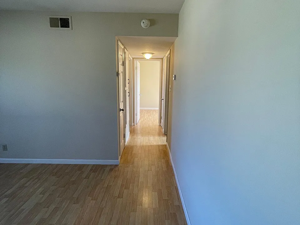 2850 Malabar Ave #3