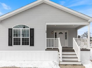 39 Hagop Rd, Salem, NH 03079