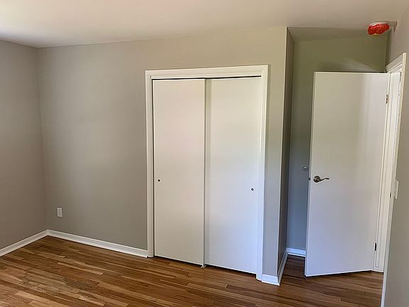 5th image of 730 Parkview Dr