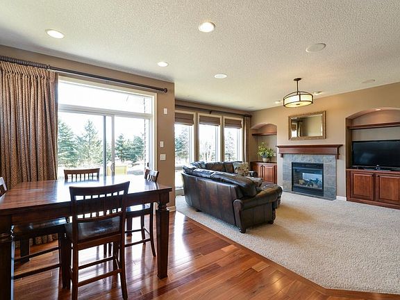 4th image of 10778 Maple Blvd