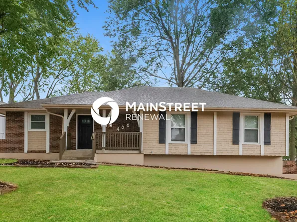 400 NE Lee Dr, Blue Springs, MO 64014