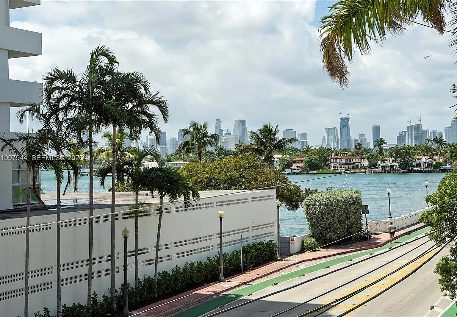 The Vistas Condo — Photo 4