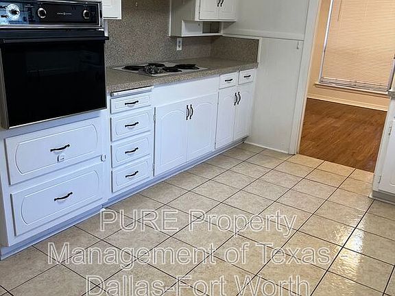 3rd image of 3536 Wharton Dr