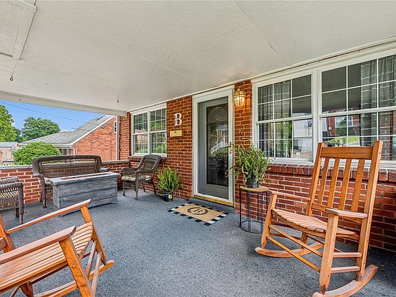 2nd image of 44 Glenview Ave