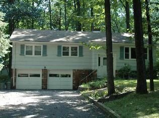 31 Leffler Hill Rd, Flemington, NJ 08822